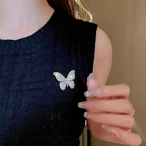 Butterfly crystal brooch